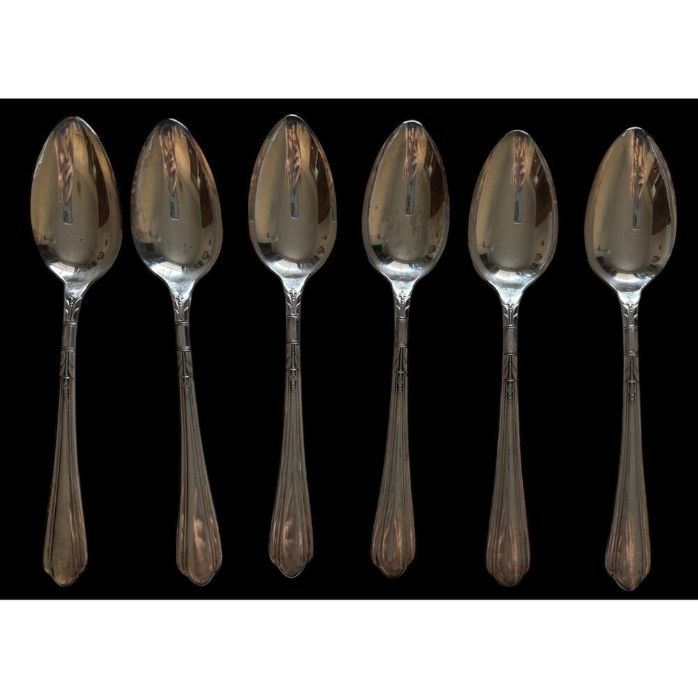 Set Of 6 Oneida Community Tudor Plate Silverplate Bellflower Teaspoons Post War